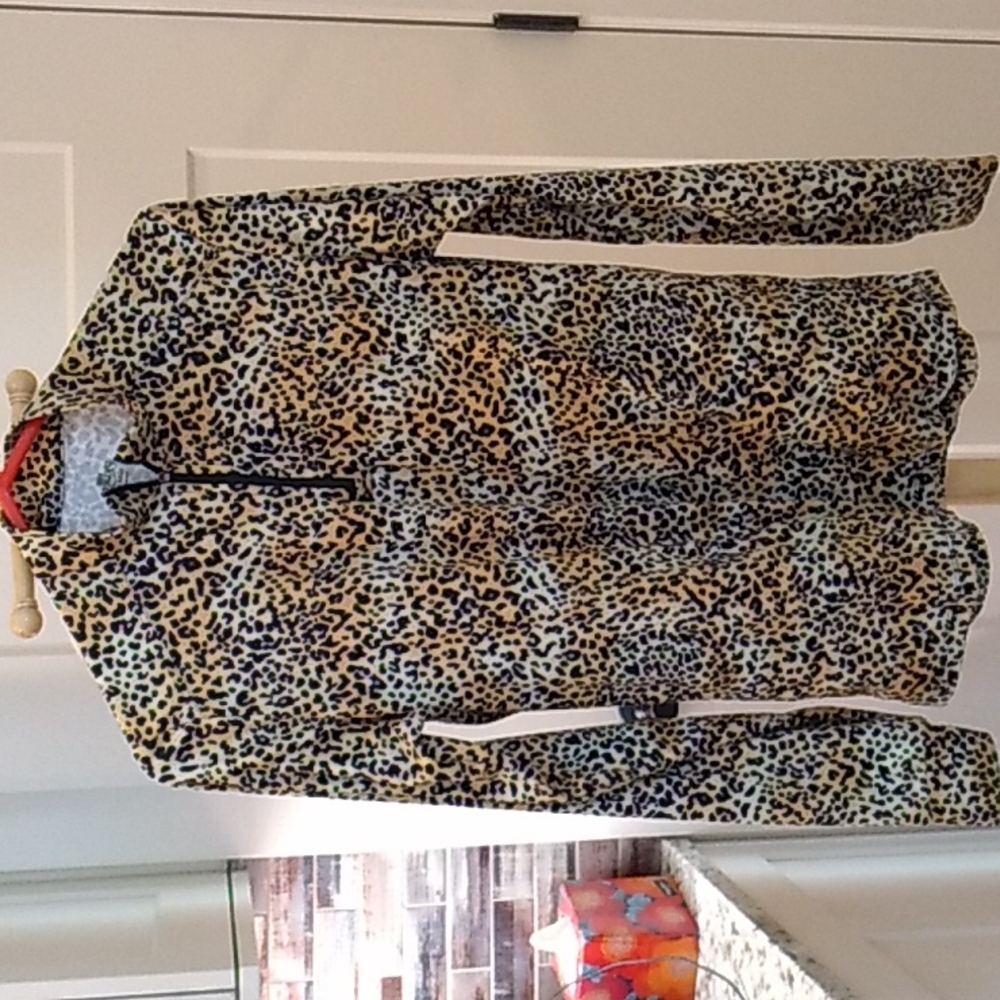 Hot Chillys quarter zip work out/ ski top